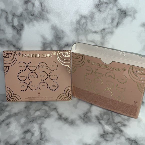 Boudoir Noir COLOURPOP 12-PAN PRESSED POWDER SHADOW PALETTE - Picture 8 of 14